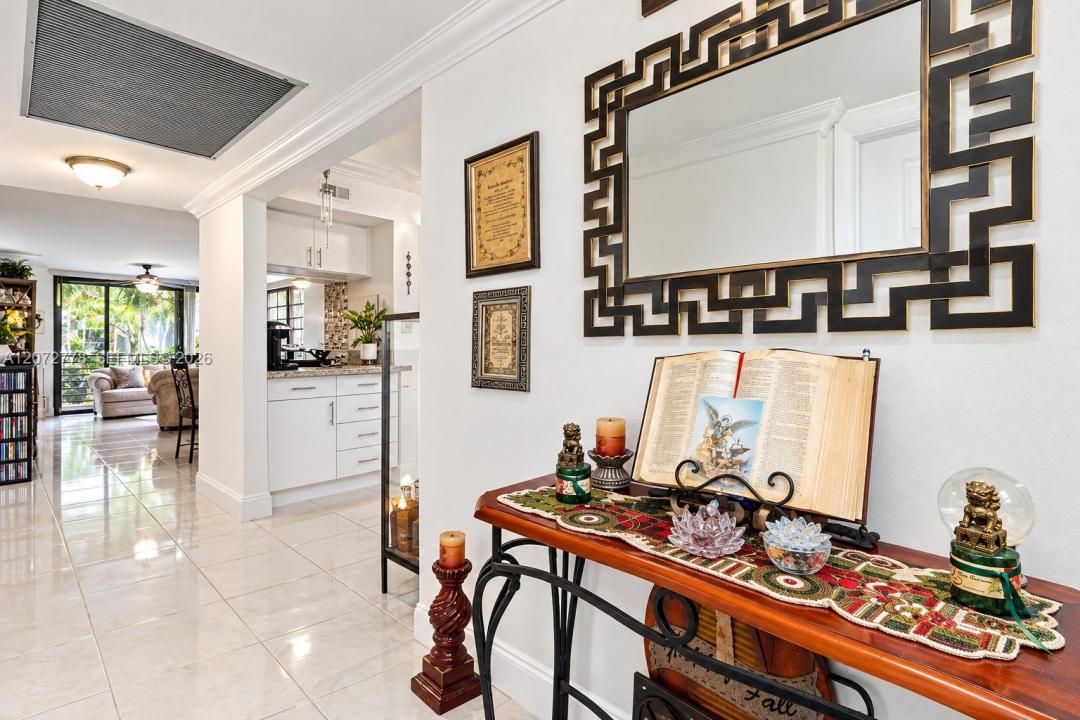 1101 Colony Point Circle #123, Pembroke Pines, Florida 33026, USA
