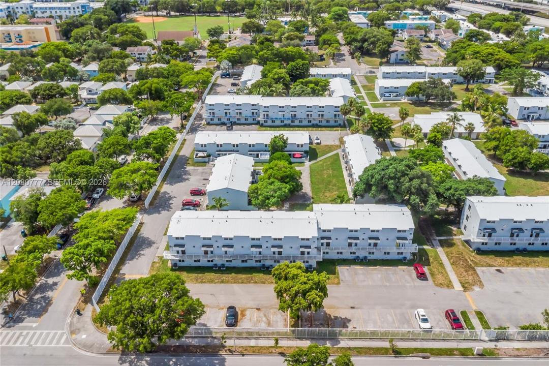 1990 NW 4th Ct 10, Miami, Floride 33136, États-Unis