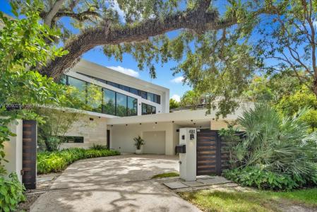 4181 Ingraham Hwy, Miami, Florida 33133, USA