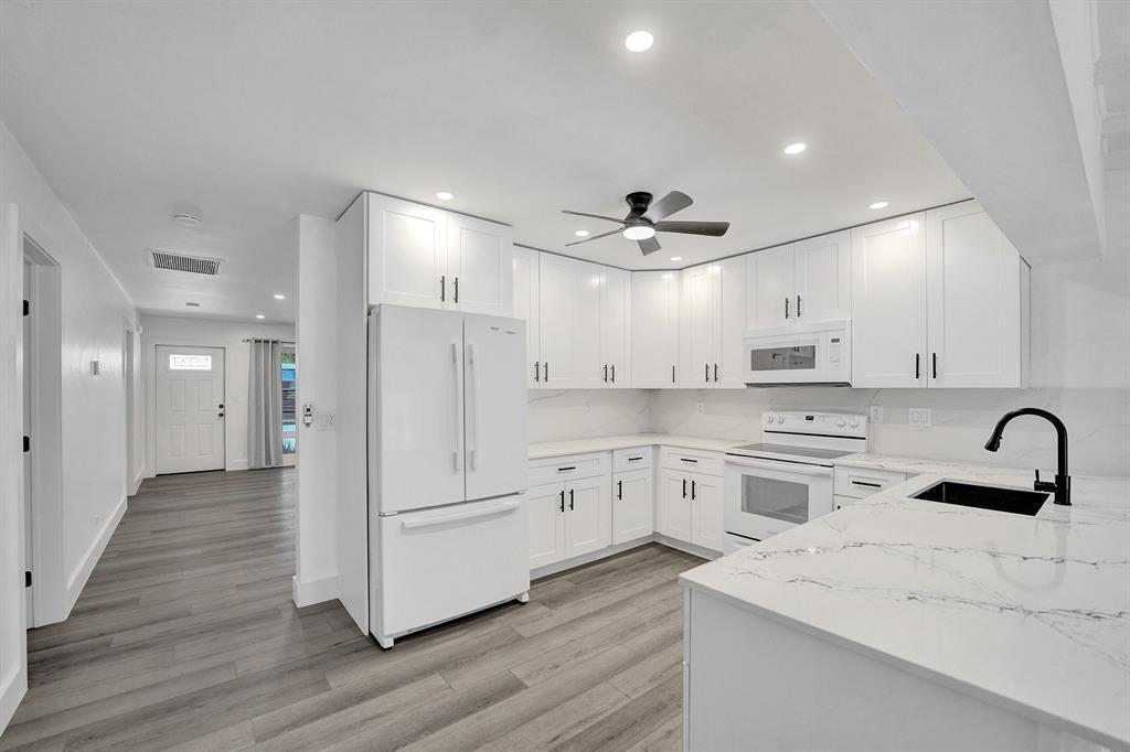 1738 NE 52nd Street, Fort Lauderdale, Florida 33334, USA