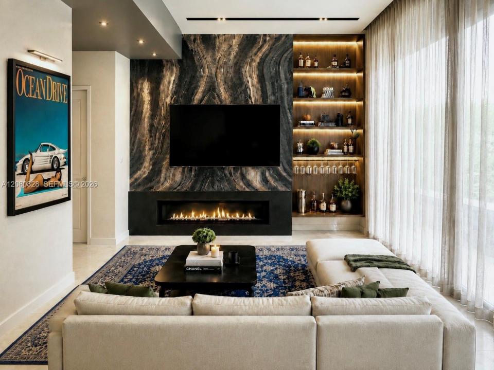 851 NE 1st Ave 704, Miami, Floride 33132, États-Unis