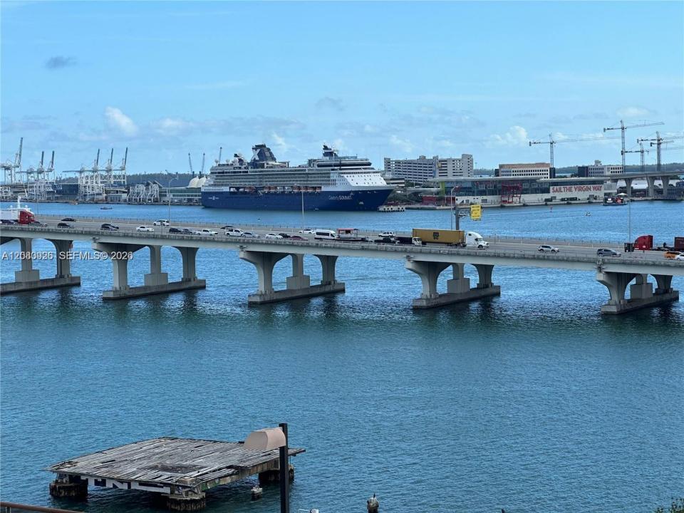 555 NE 15th St 11J, Miami, Floride 33132, États-Unis