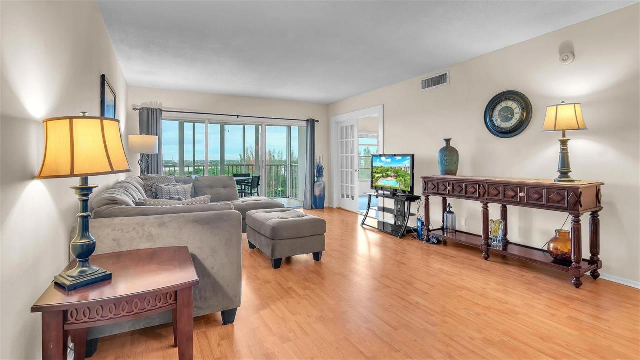 3150 N Palm Aire Drive 909, Pompano Beach, Florida 33069, Stati Uniti