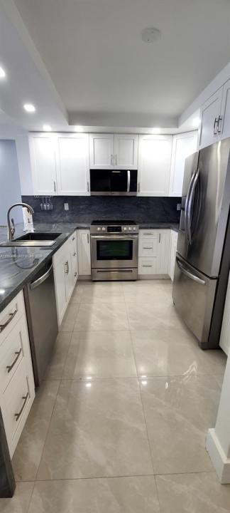 5701 Collins Ave 908, Miami Beach, Florida 33140, Stati Uniti