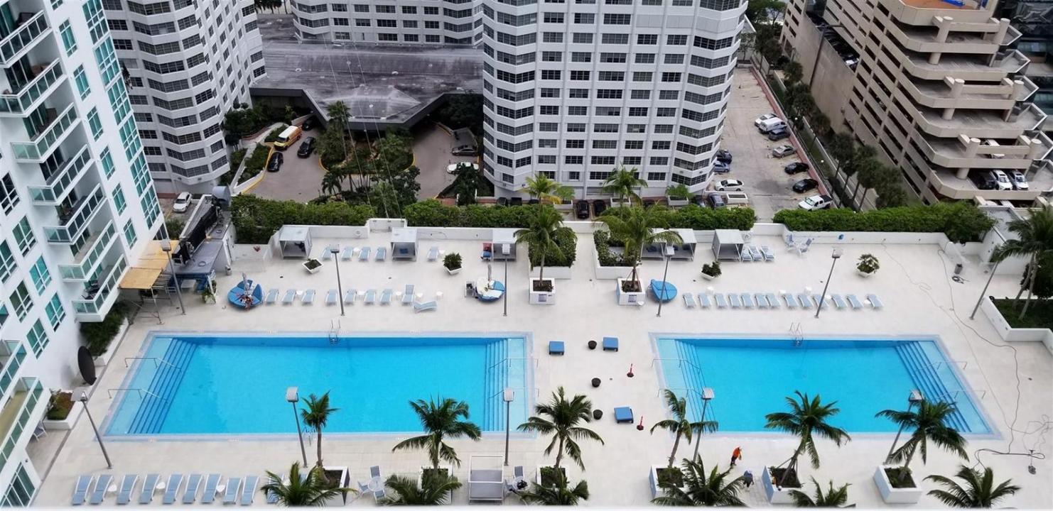 951 BRICKELL Avenue 2402, Miami, Floride 33131, États-Unis
