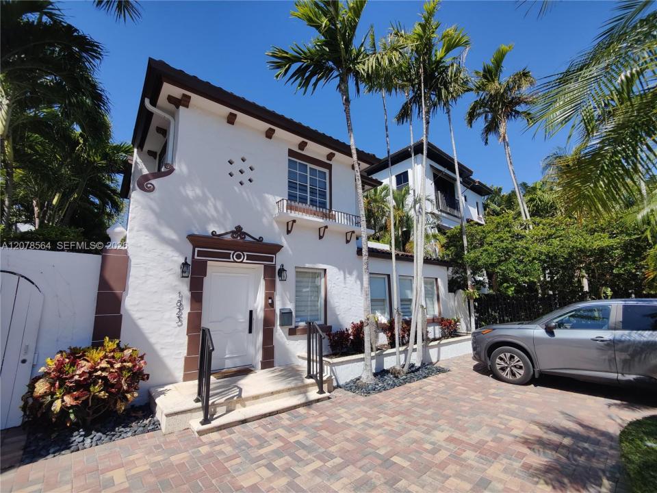 1823 S Bayshore Ln, Miami, Florida 33133, Stati Uniti