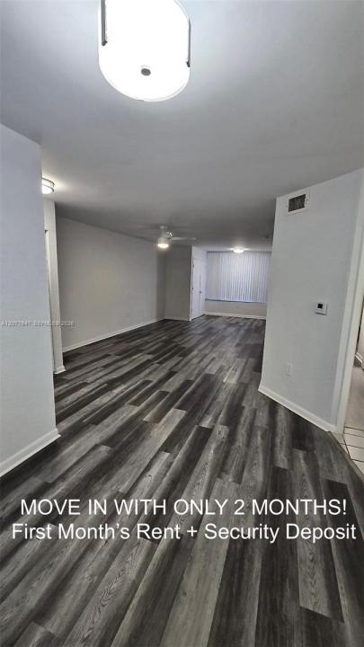 2881 N Oakland Forest Dr 103, Oakland Park, Florida 33309, USA