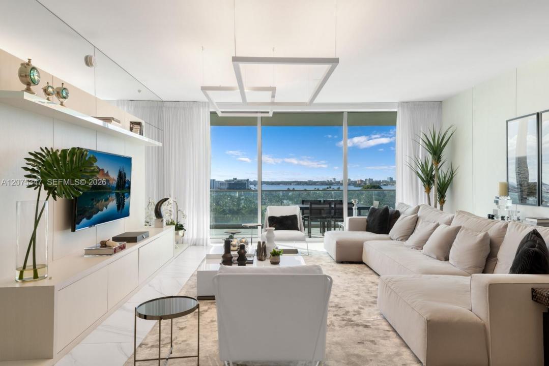 10201 Collins Ave 907, Bal Harbour, فلوريدا 33154, الولايات المتحدة