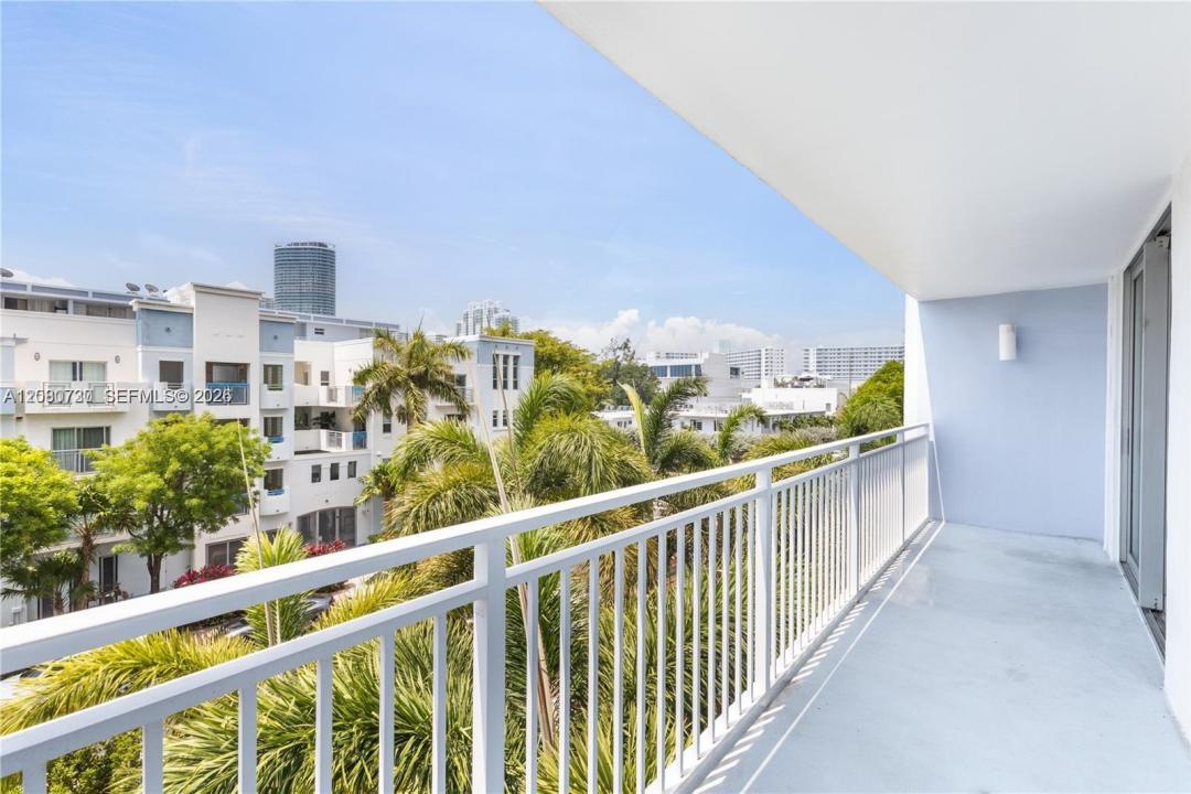 1045 10th St 402, Miami Beach, Florida 33139, Stati Uniti