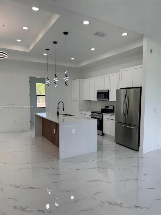 842 Nina Ave, Lehigh Acres, Florida 33974, Stati Uniti