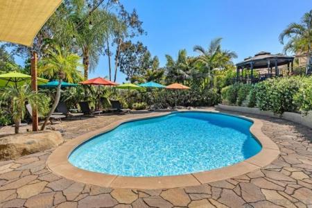 Edgelake Drive, La Mesa, كاليفورنيا 91941, الولايات المتحدة