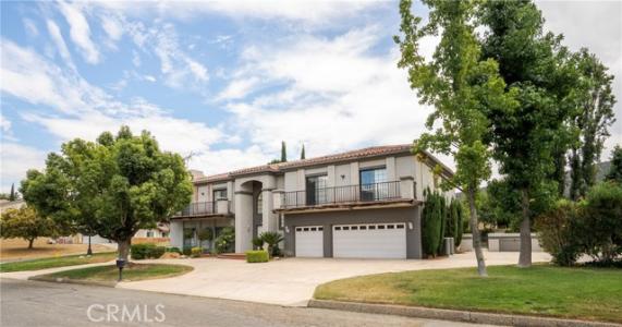 Wildwood View, Yucaipa, California 92399, Stati Uniti