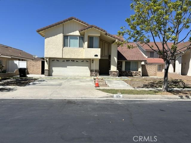 Castleford, Cerritos, California 90703, Stati Uniti