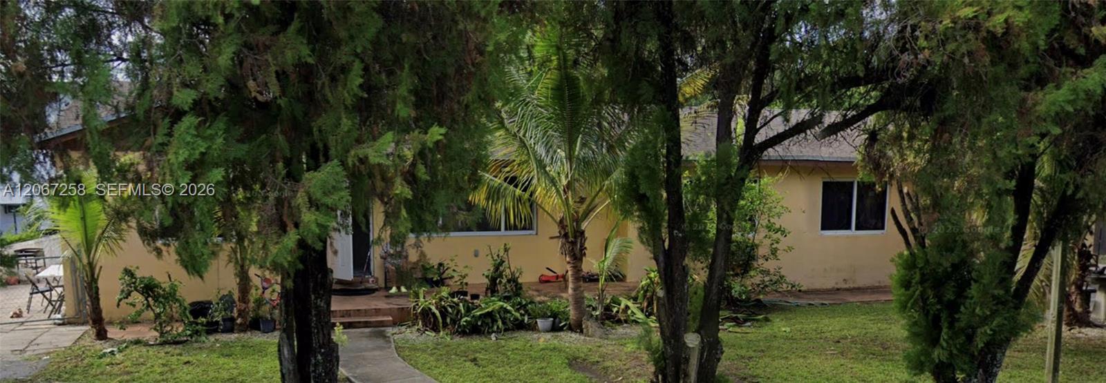 1250 NE 115th St 3, Miami, Floride 33161, États-Unis