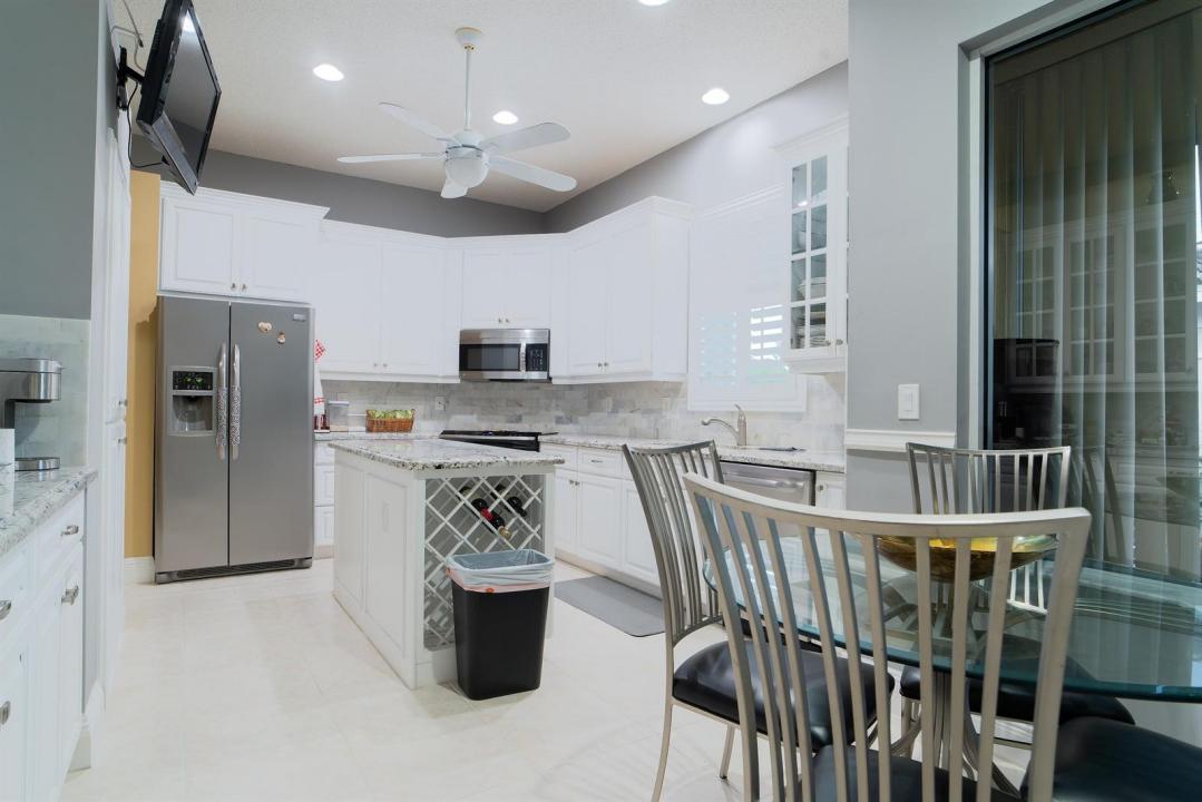 6605 JOG PALM Drive, Boynton Beach, Florida 33437, USA