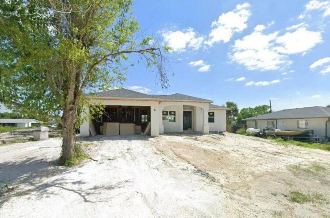 20239 GLADSTONE Avenue, Port Charlotte, Floride 33952, États-Unis