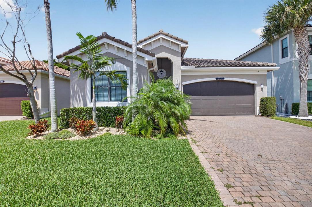 13727 MOSS AGATE Avenue, Delray Beach, Florida 33446, USA