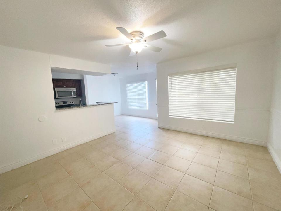 815 W Boynton Beach W Boulevard 4-102, Boynton Beach, Floride 33426, États-Unis