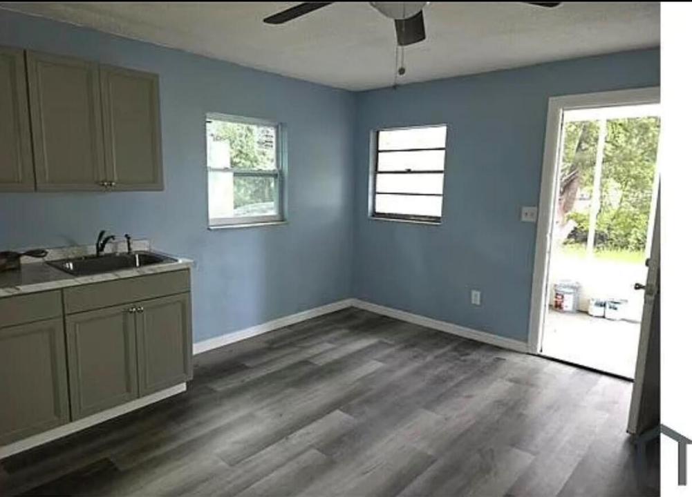 1132 W 27th Street, Riviera Beach, Floride 33404, États-Unis