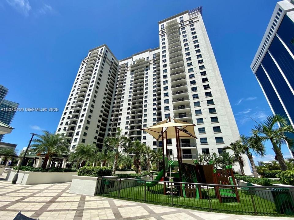 999 SW 1st Ave 3202, Miami, Florida 33130, Stati Uniti