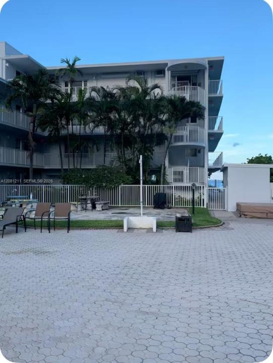 1480 S Ocean Blvd 218, Lauderdale By The Sea, Flórida 33062, Estados Unidos