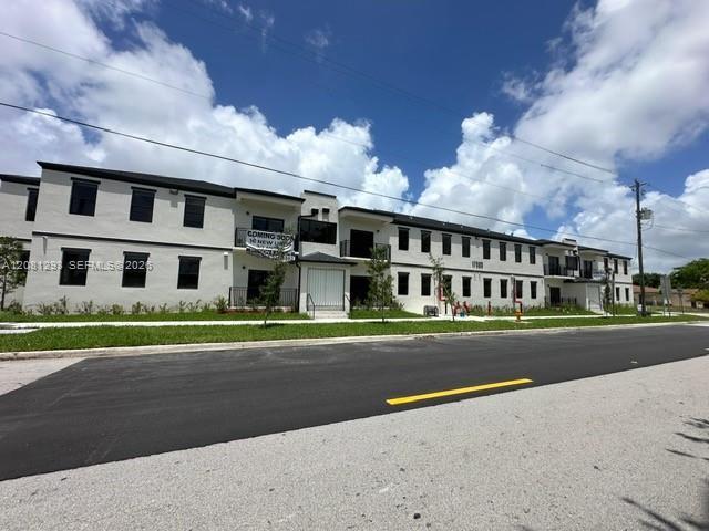 17020 SW 104th Ave 203, Miami, Florida 33157, USA