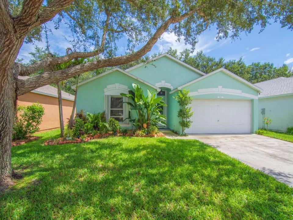1007 E 13TH Square, Vero Beach, フロリダ 32960, アメリカ合衆国