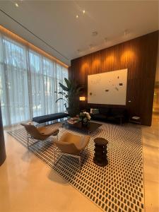 1400 Biscayne Blvd 209, Miami, Florida 33132, USA