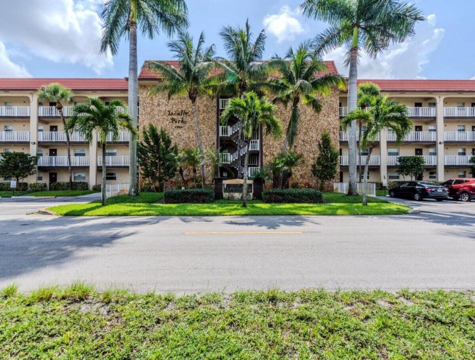 1700 NW 58th Terrace 2B, Sunrise, Floride 33313, États-Unis