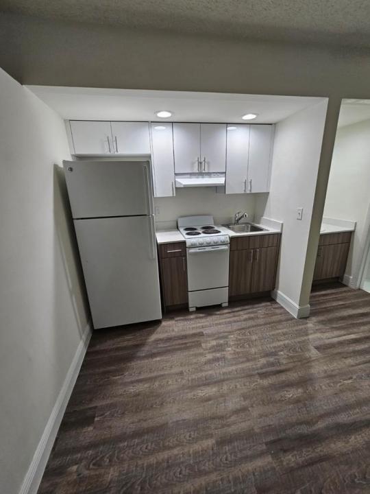 18335 NW 68 Avenue 323A, Hialeah, 플로리다 33015, 미국