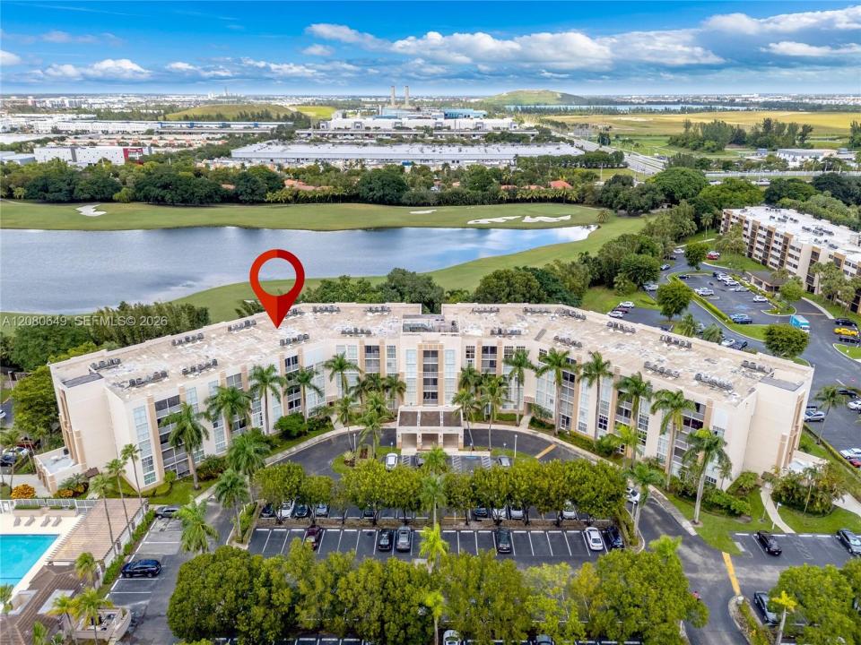 9755 NW 52nd St 212, Doral, Floryda 33178, USA