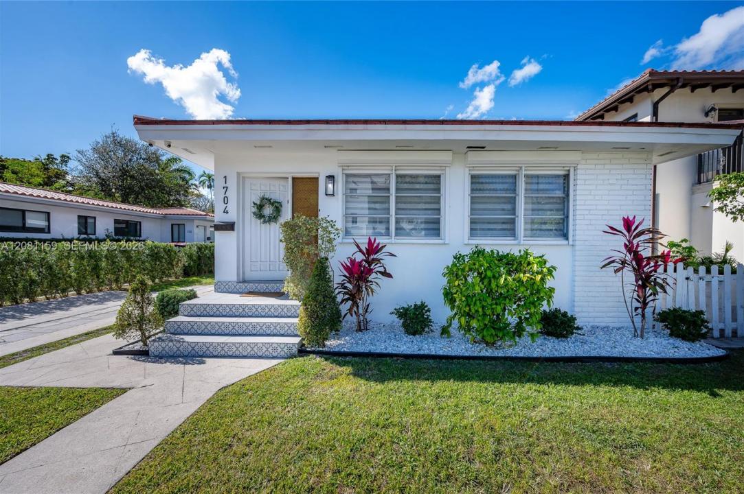 1704 S Le Jeune Rd, Coral Gables, Floride 33134, États-Unis