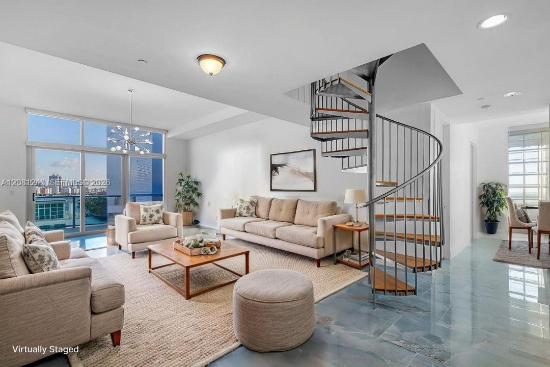 201 Aqua Ave PH4, Miami Beach, Floride 33141, États-Unis