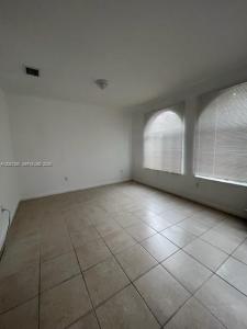 3632 NW 30th Ct 10F, Lauderdale Lakes, Floride 33311, États-Unis