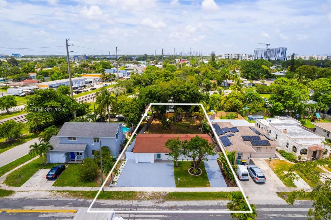 254 SW 4th St, Dania Beach, Florida 33004, Stati Uniti
