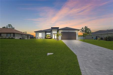2318 NW NW 30th Ter, Cape Coral, Florida 33993, USA