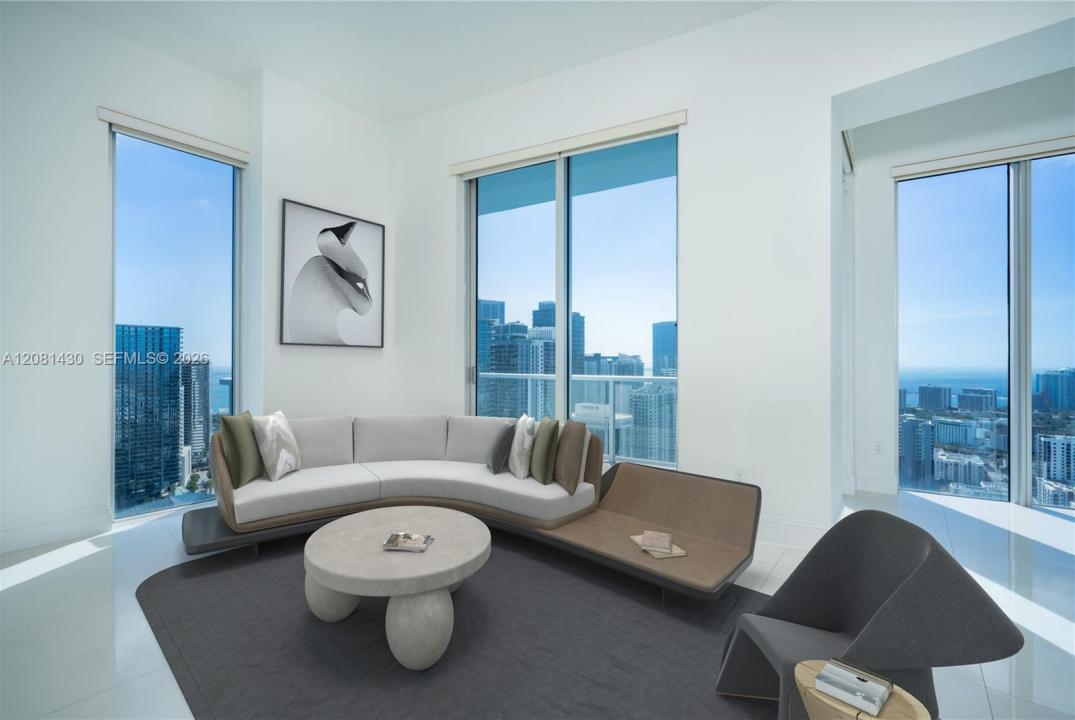 185 SW 7th St 4412, Miami, Flórida 33130, Estados Unidos