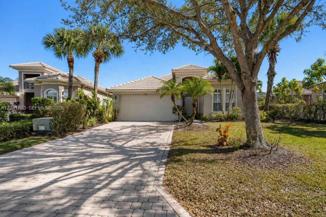 303 NW Somerset Cir, Port St. Lucie, Floride 34983, États-Unis