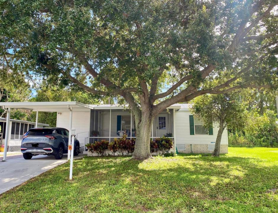 494 Thames Bluff Ridge H-50, Fort Pierce, Florida 34982, USA