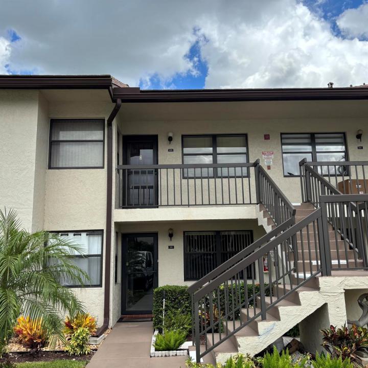 7641 Tahiti Lane 205, Lake Worth, Floride 33467, États-Unis