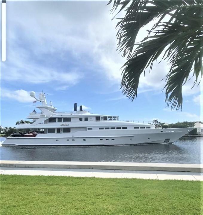 34 Colonial Club Drive 202, Boynton Beach, Florida 33435, USA