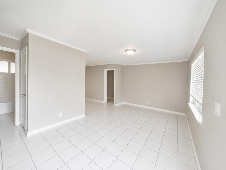731 NW 1st Avenue 2, Fort Lauderdale, Florida 33311, USA