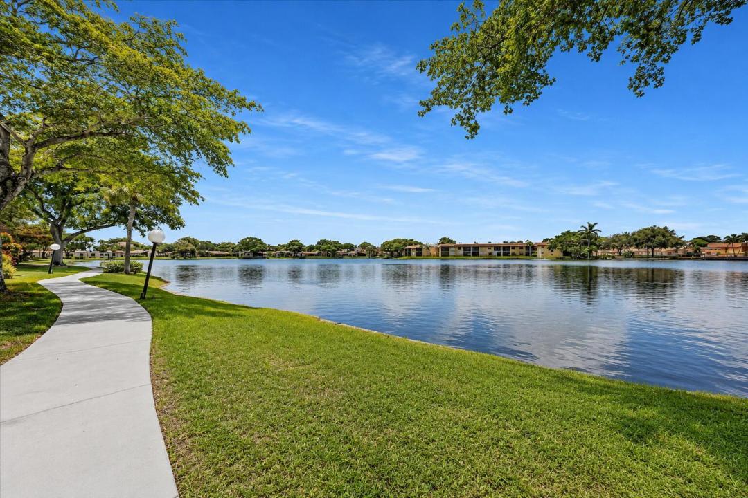 412 BRIARWOOD Circle 412, Hollywood, Floride 33024, États-Unis