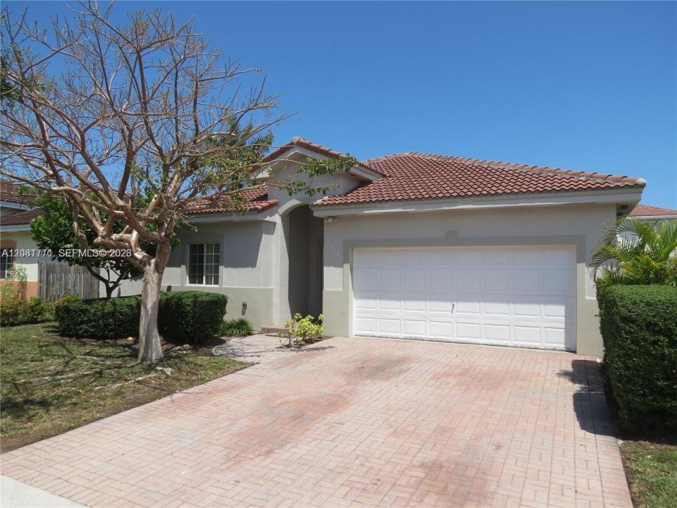 22527 SW 102nd Path, Cutler Bay, Floride 33190, États-Unis