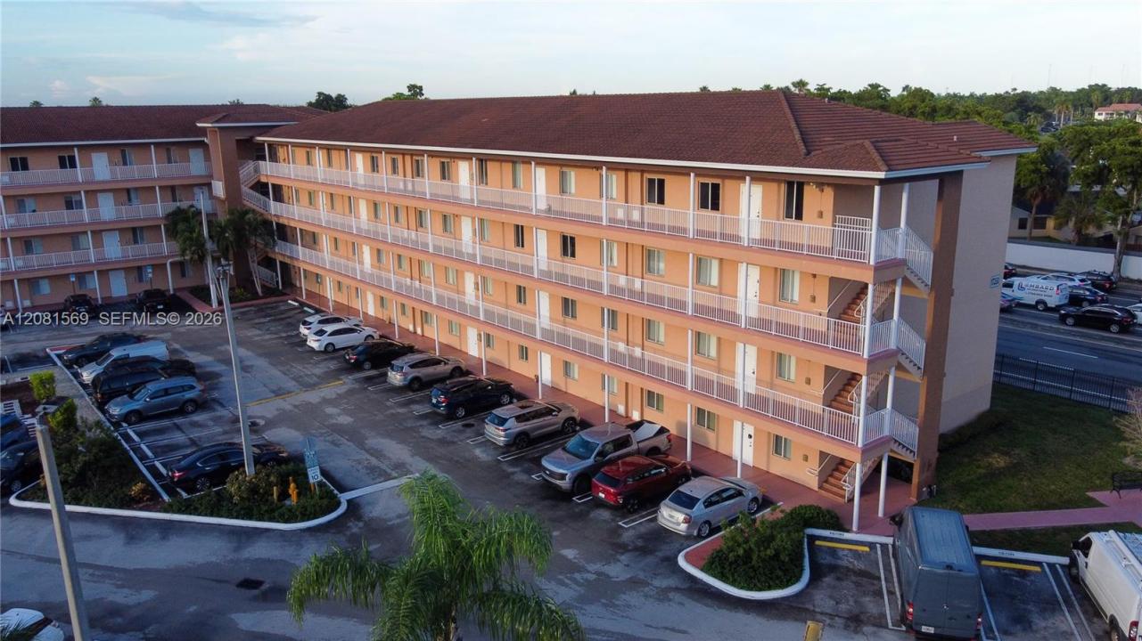 17350 NW 67th Ave 301, Hialeah, فلوريدا 33015, الولايات المتحدة