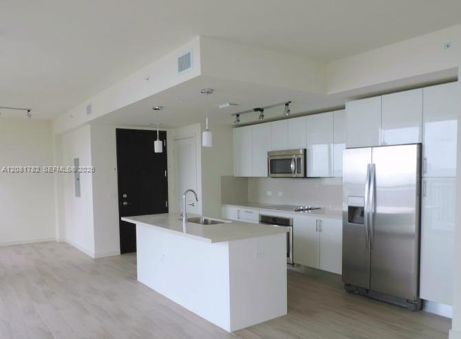 999 SW 1 AV 2503, Miami, Floride 33130, États-Unis