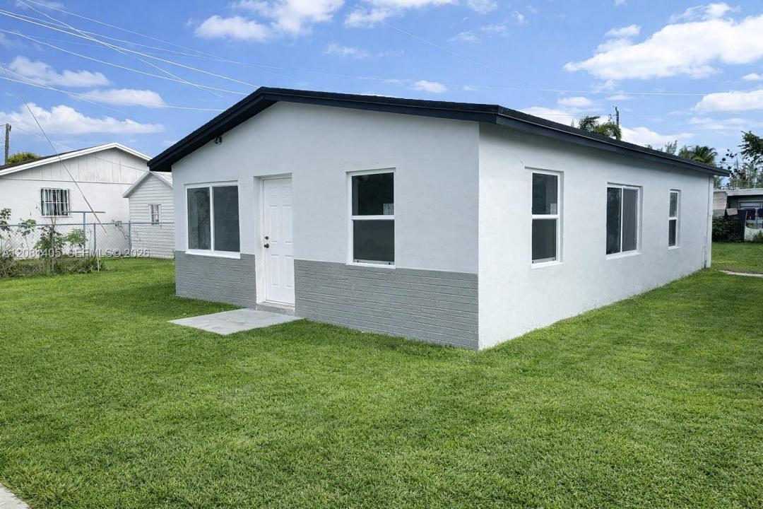 1405 NW 5th Ct 2, Florida City, Floryda 33034, USA