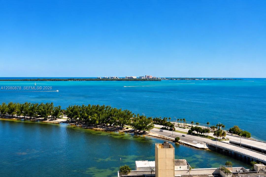 2475 Brickell Ave 1202, Miami, Floride 33129, États-Unis