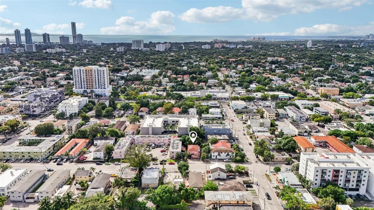 984 SW 6th St, Miami, Floride 33130, États-Unis