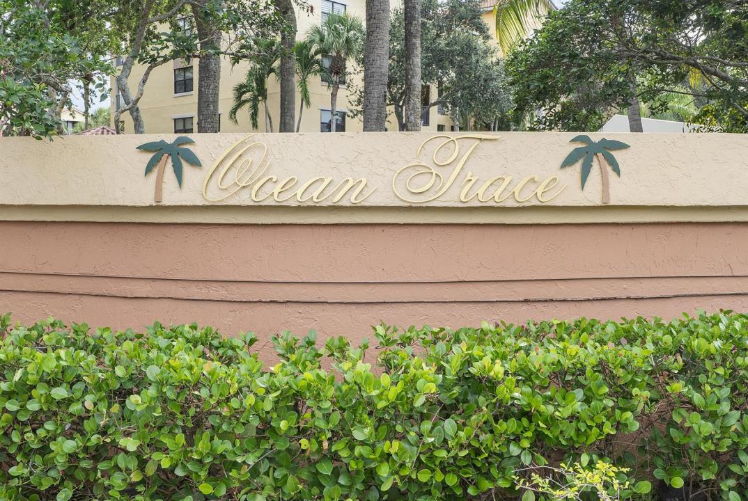 800 Uno Lago Drive 204, Juno Beach, Floride 33408, États-Unis